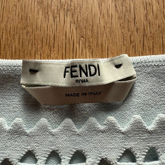 Gorgeous Fendi lace-effect top!  Worn once, 38 or XS - Picture 4 of 13